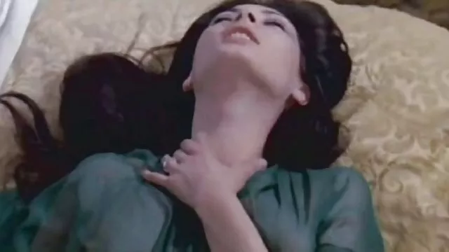 拉蒂娜與她的黑人前男友團聚，他媽的