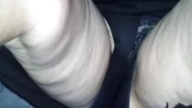 成熟享受一個巨大的黑色雞巴