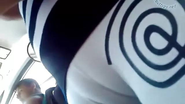 豐滿的青少年與老師行為不端